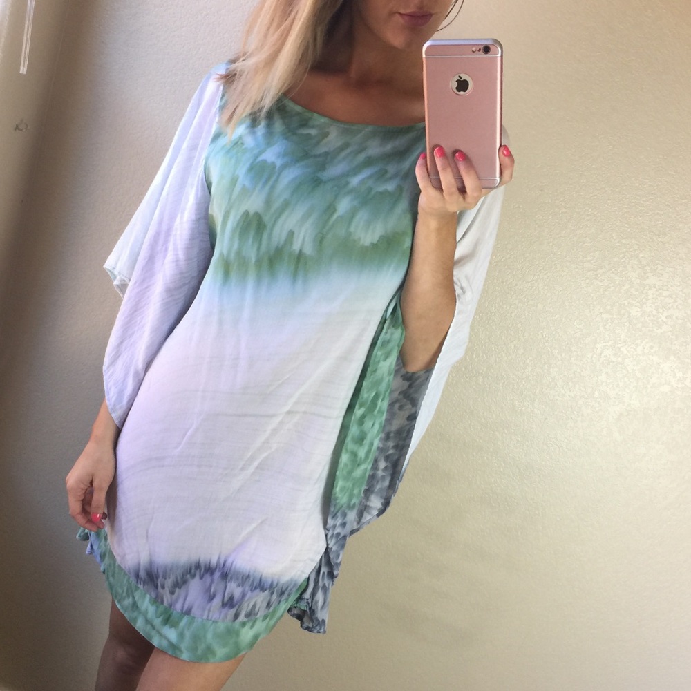 Indah Swim Cover Up Size Small